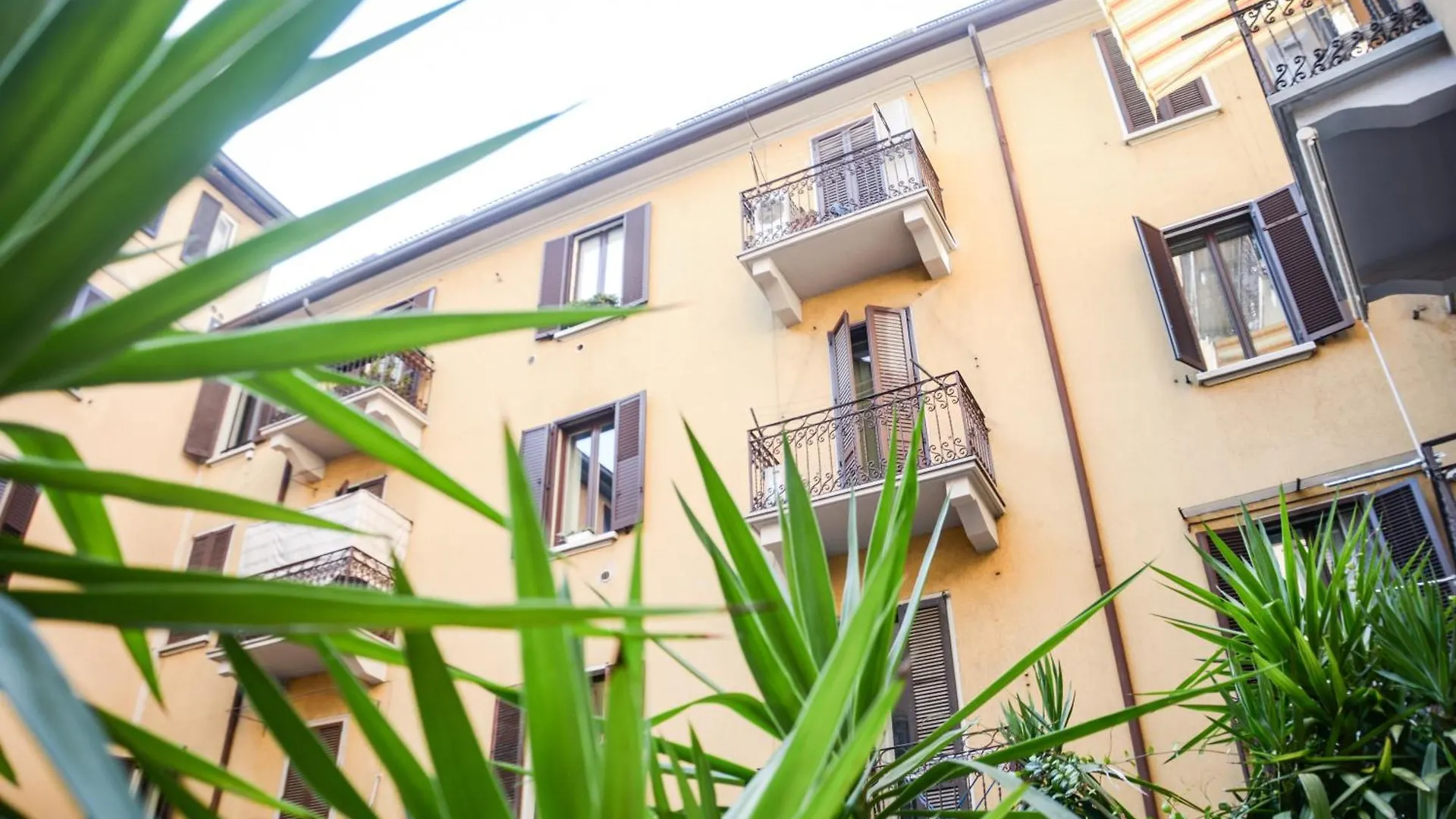 Apartment Monolocale In Via Cadore 2 - Duomo Milan